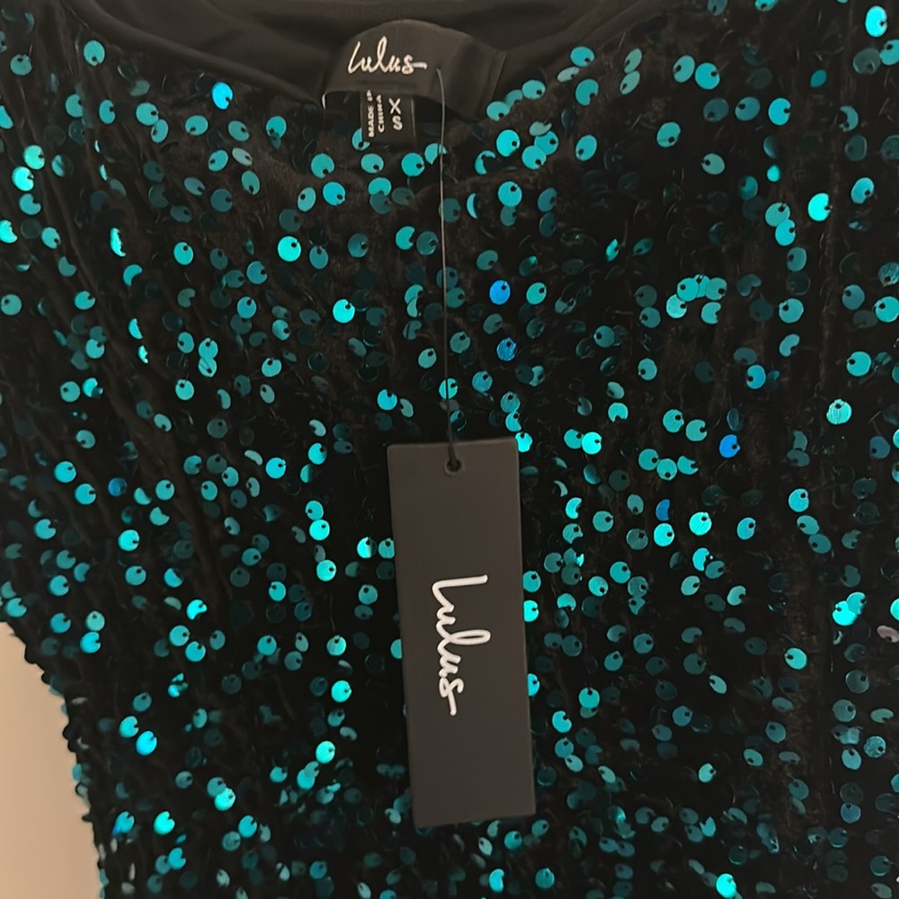 Lulu's Black Green Sequin Mini Dress XS Winter Ball Snowflake Dance homecoming